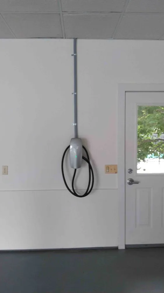 Slide of Mike Williams Electric