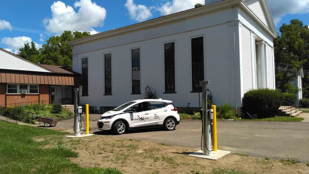 Slide of Mike Williams Electric