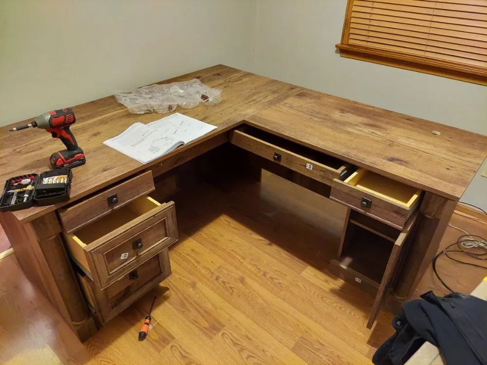 Slide of Mikes Handyman and Electrical Services