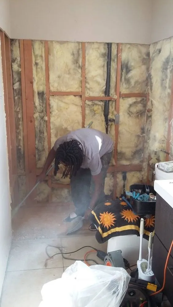 Affordable circuit breaker repair service in ,  - Mike's Handyman Services