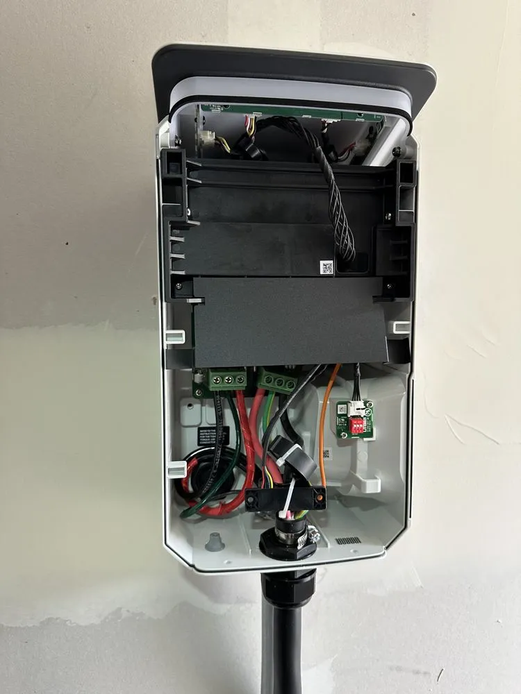 Slide of Mikhail Electrical Services