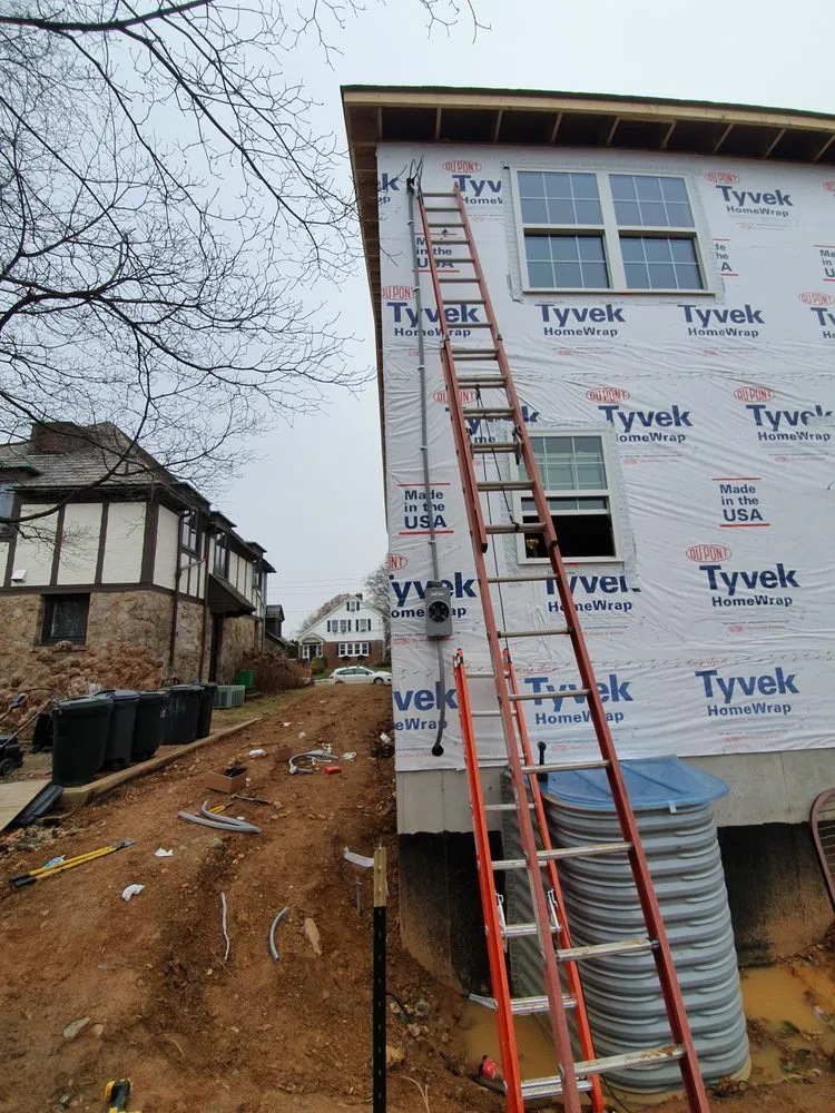 Slide of Mili Amp Electric