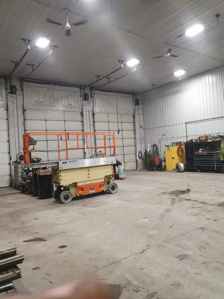 Slide of Mili Amp Electric