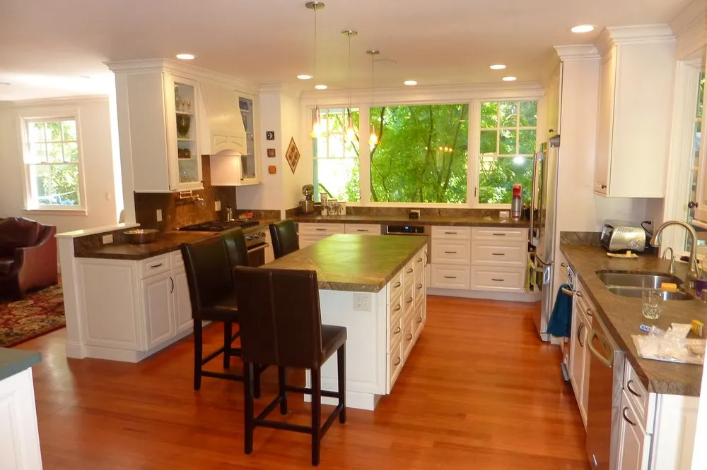 Slide of Mill Valley Electric