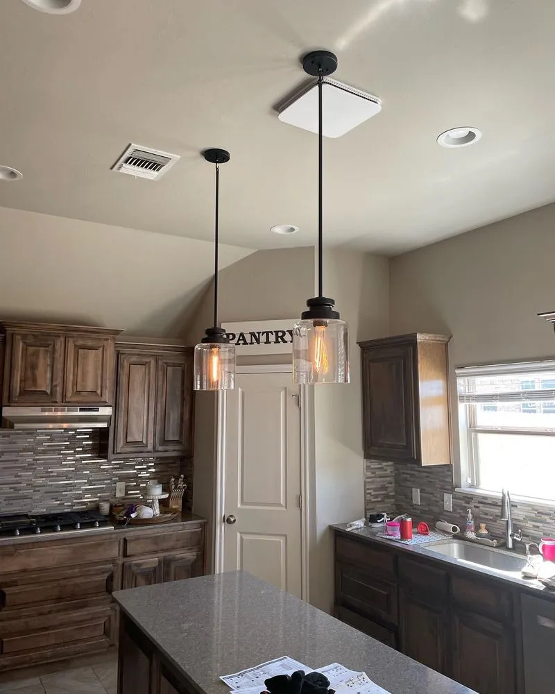 Certified electrician providing circuit breaker repair in ,