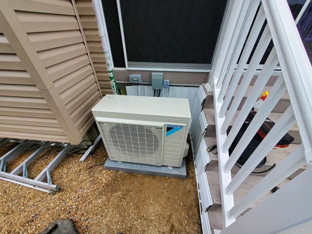 Affordable electrician providing circuit breaker repair in Gloucester, VA - Miller's Services