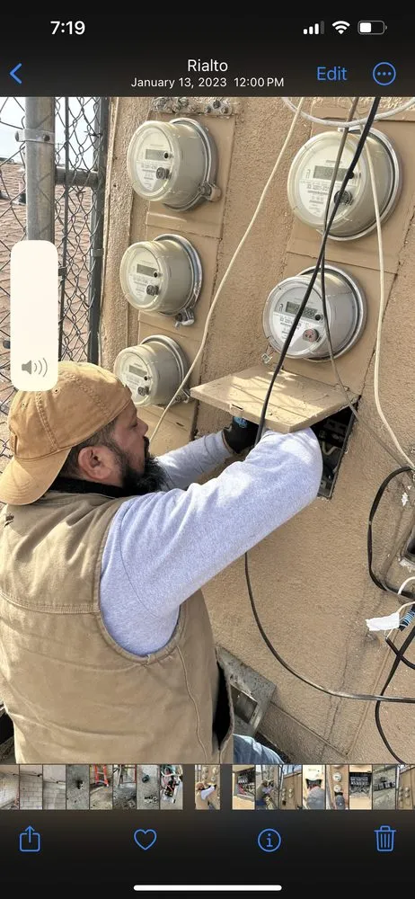 Emergency circuit breaker repair in ,  by Milohes G Construction