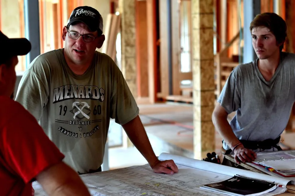 Slide of Milow Electric