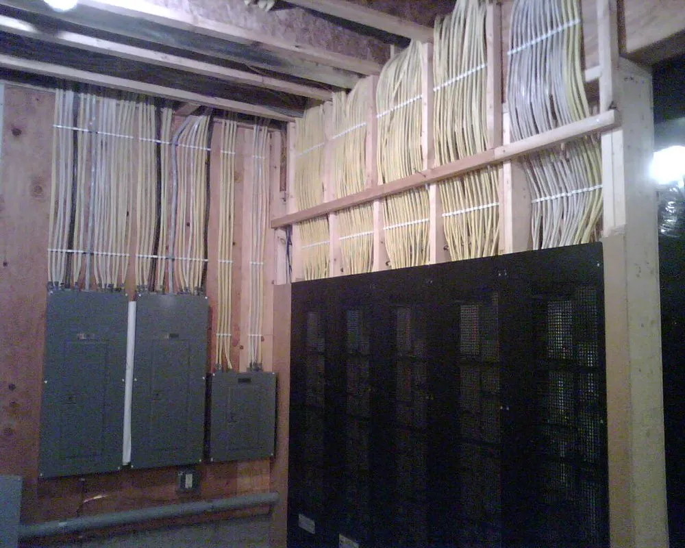 Slide of Milow Electric