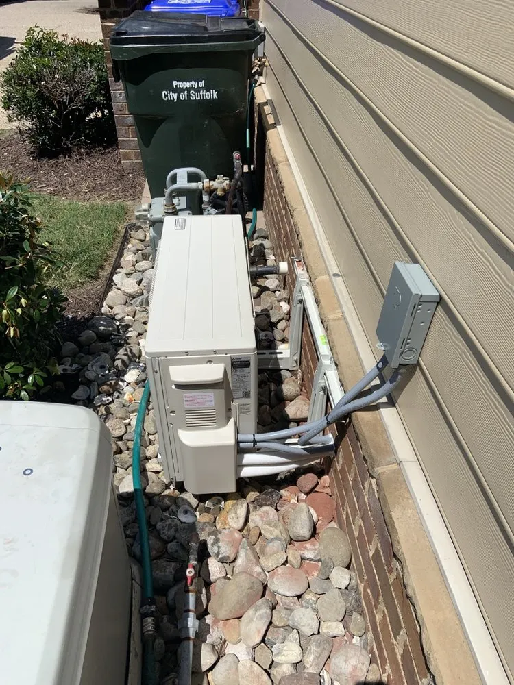 Slide of MinisplitMatt