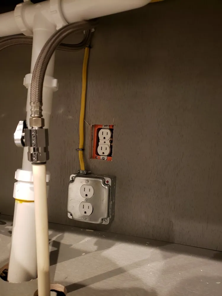 Slide of MirElect Contractors