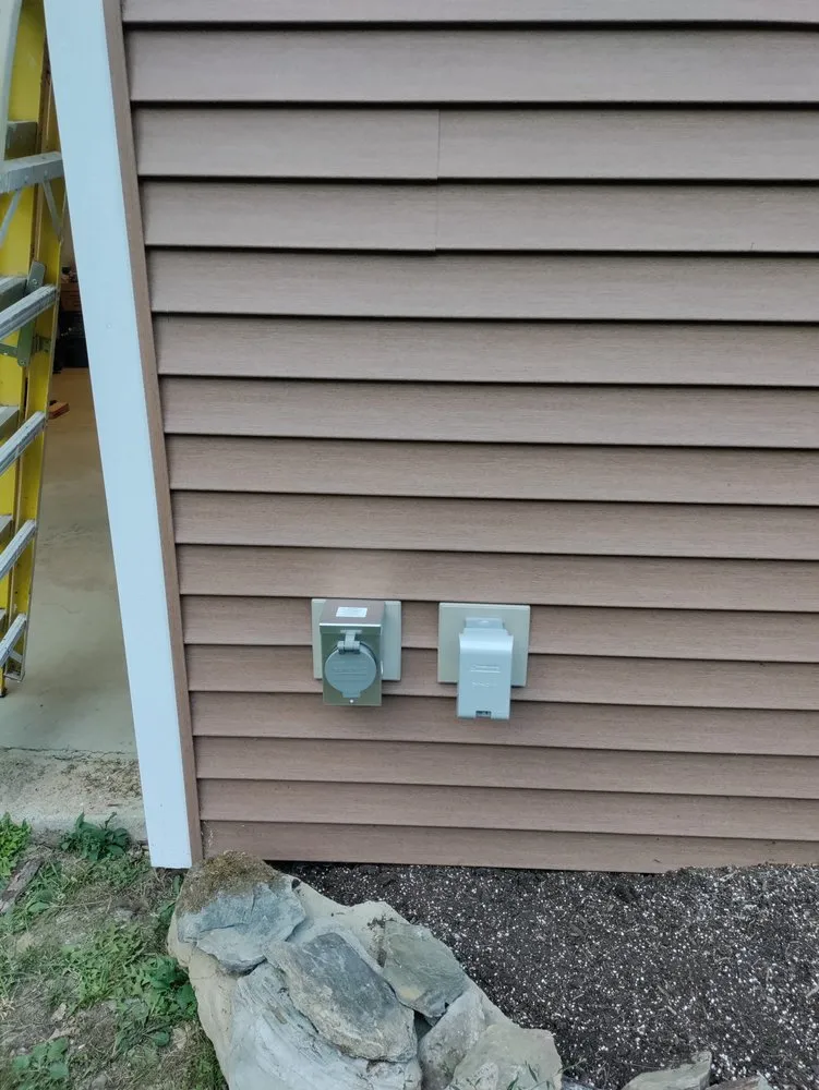 Slide of Miro Electric