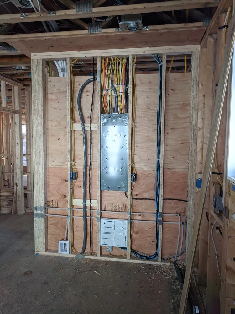 Slide of Miro Electric