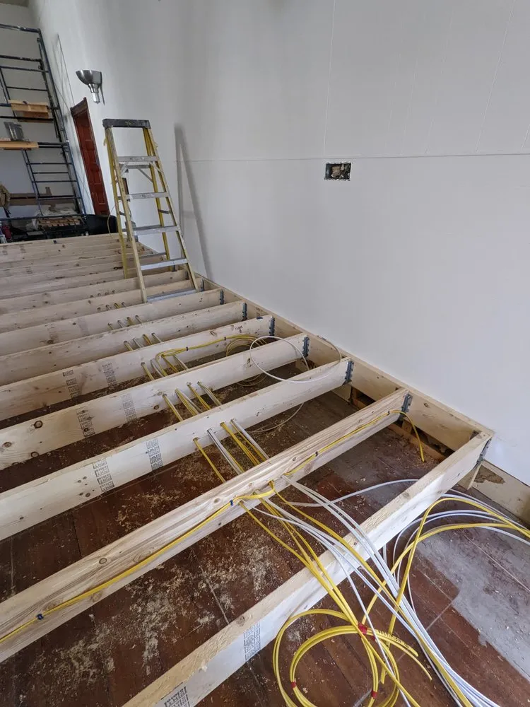 Slide of Miro Electric