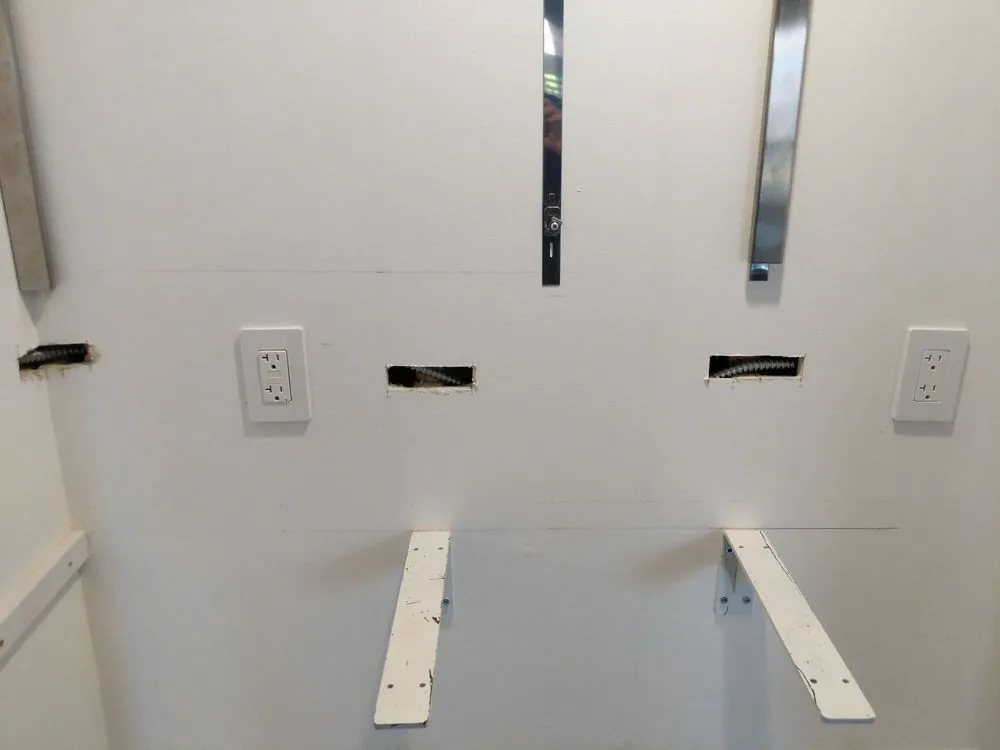 Slide of Miron Electricians