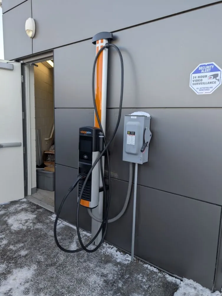 Slide of Miron Electricians