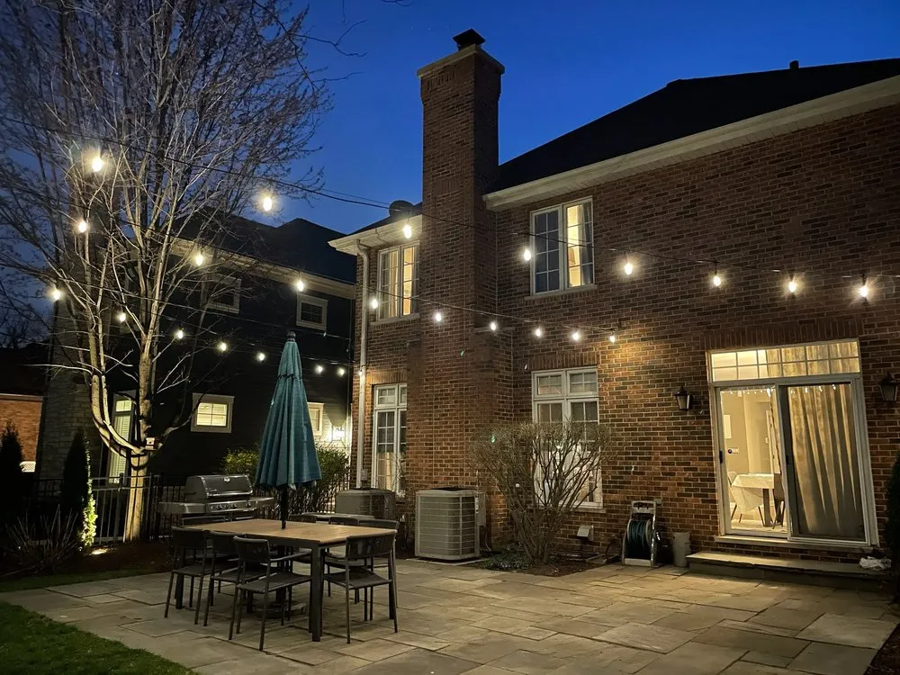 Slide of Miron Electricians