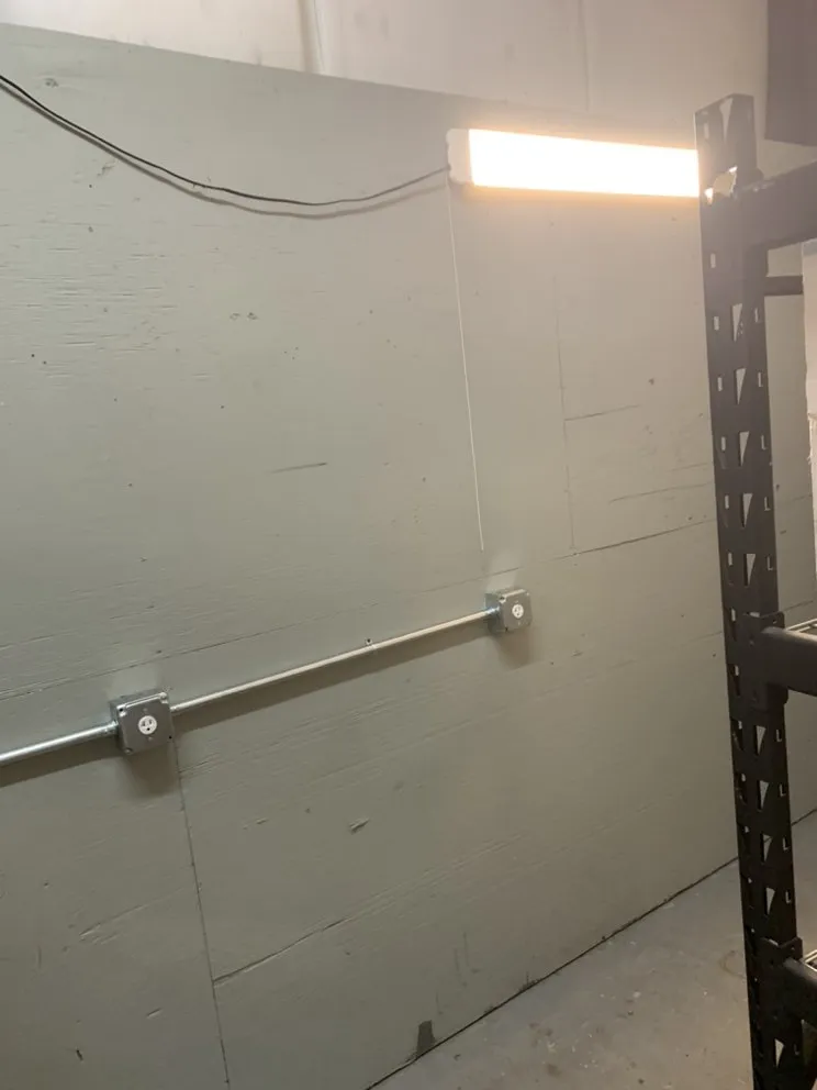 Slide of Mirtil Electric