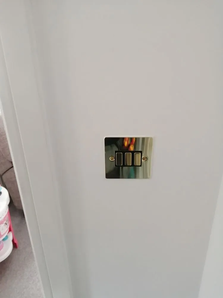 Slide of Mission Hill Master Electrician