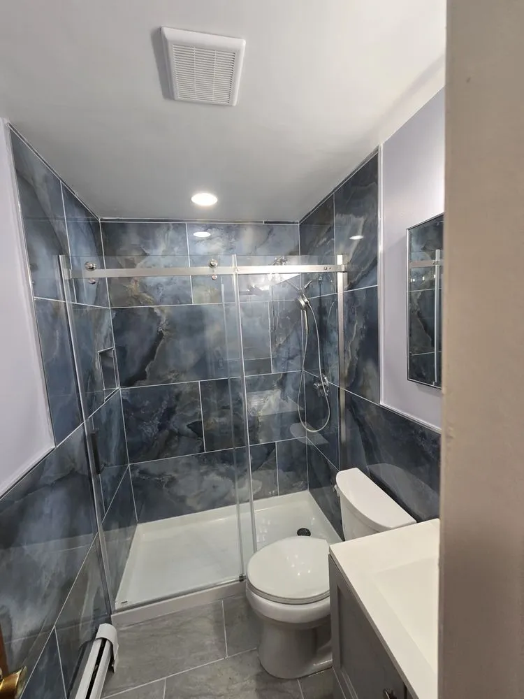 Slide of Mister Rey Electric & Plumbing services