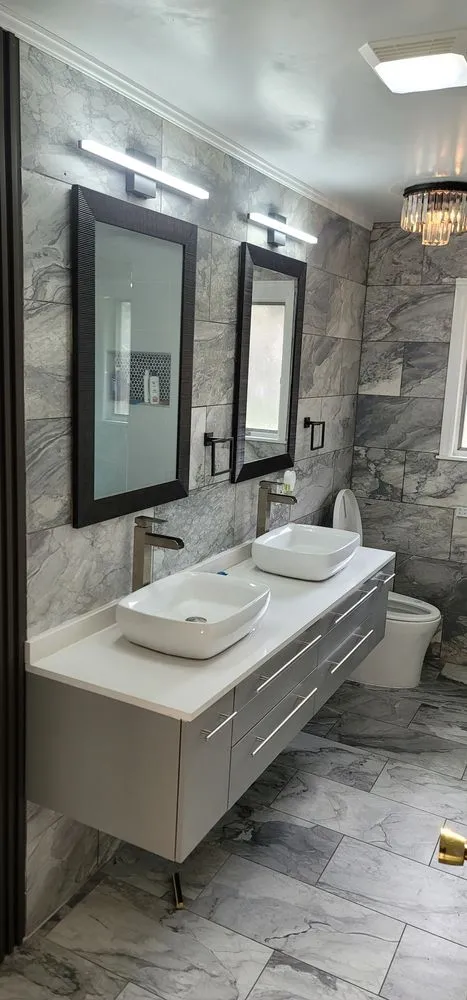 Slide of Mister Rey Electric & Plumbing services