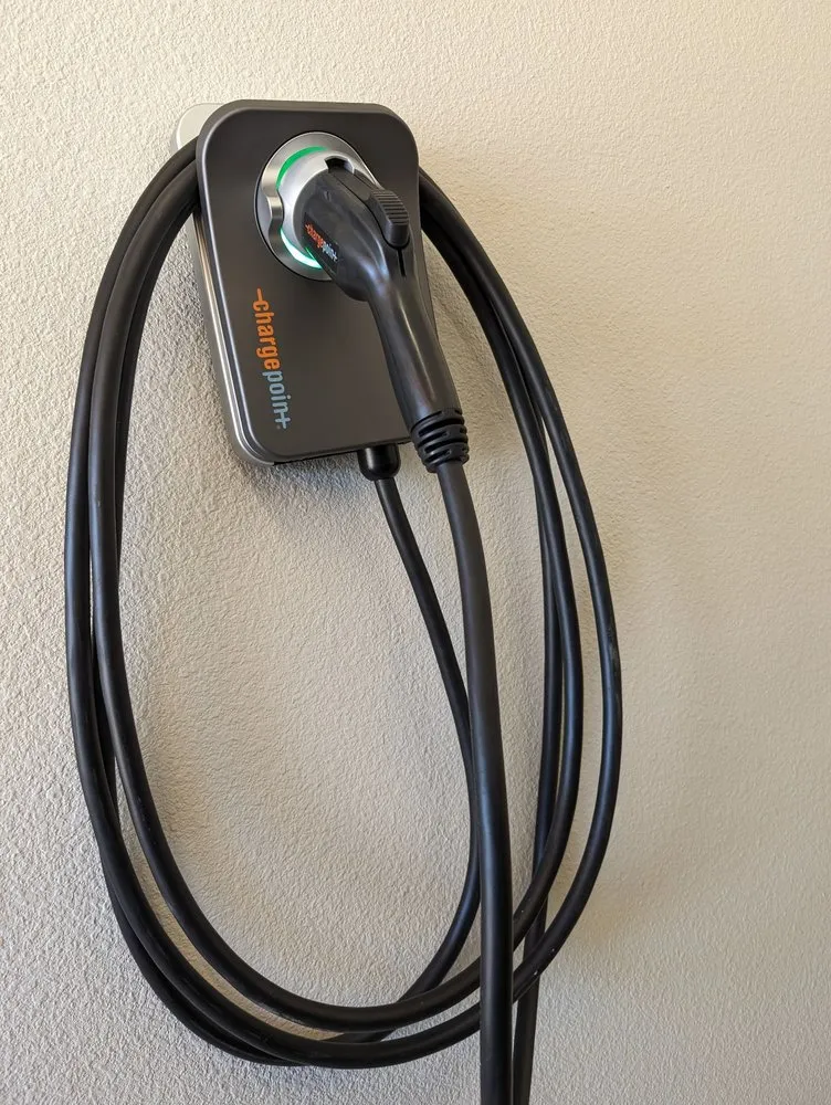 Slide of Mister Volts