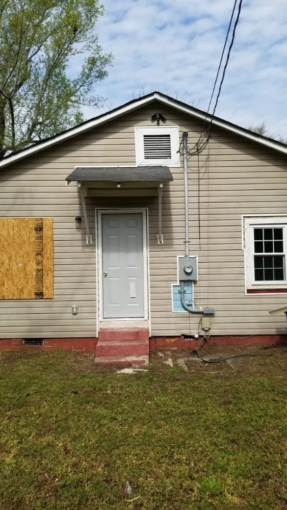 Slide of Mister Volts