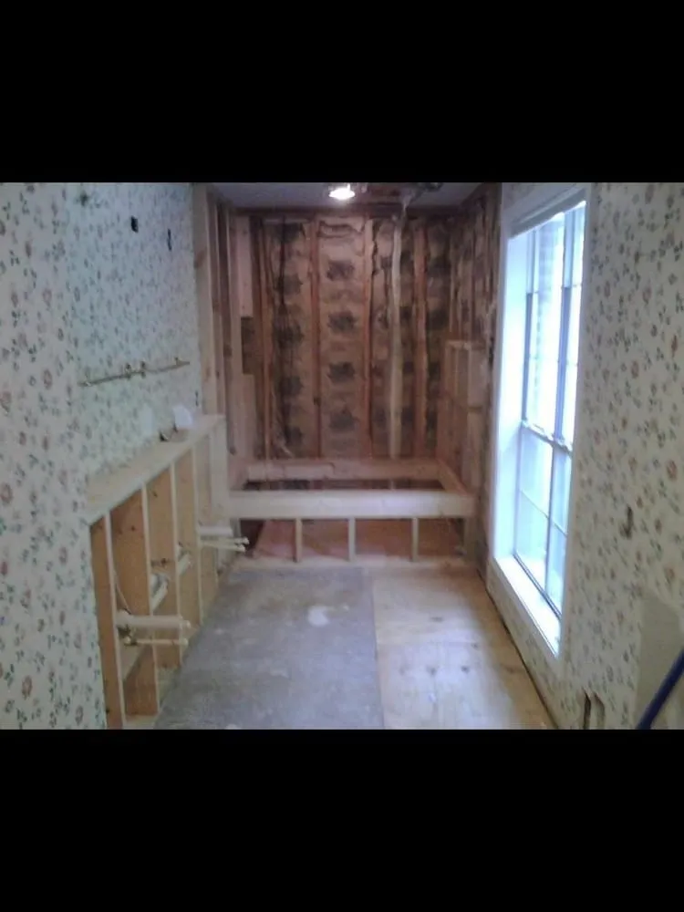 Expert electrician providing lighting installation in Potts Camp, MS - Mitchell Electric and Plumbing