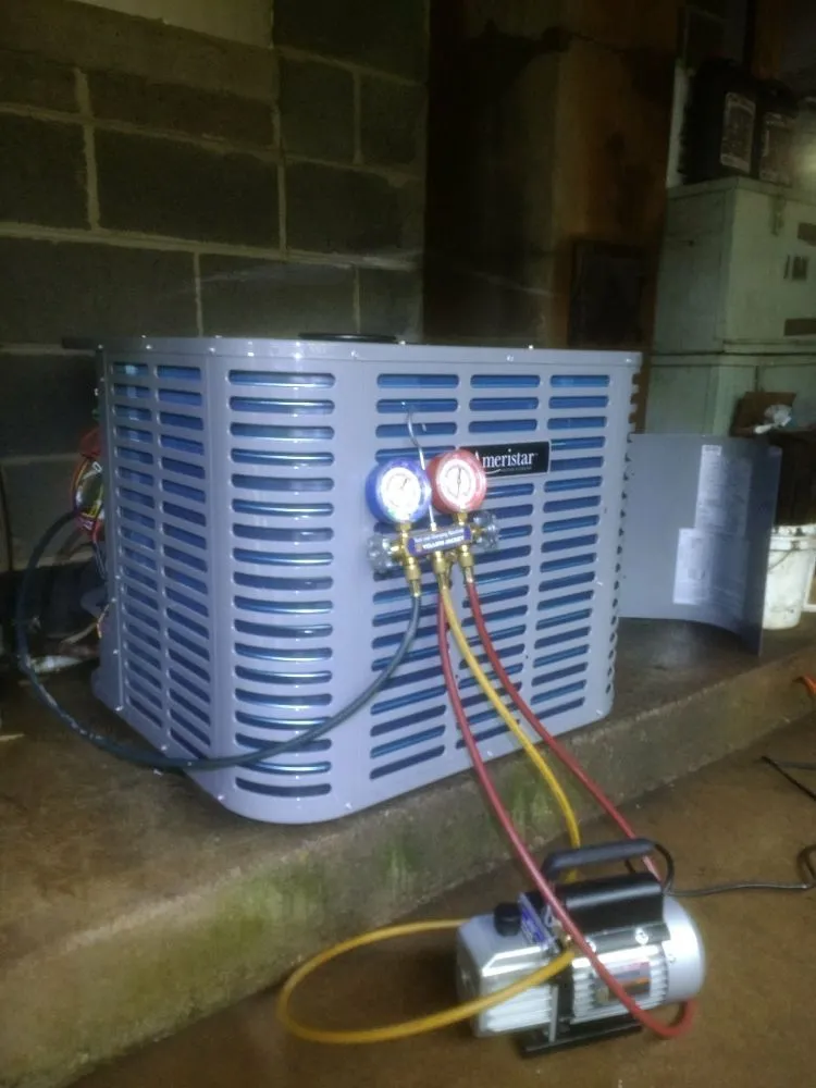 Trusted electrician providing lighting installation in , 