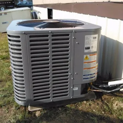 Reliable electrician providing circuit breaker repair in , 