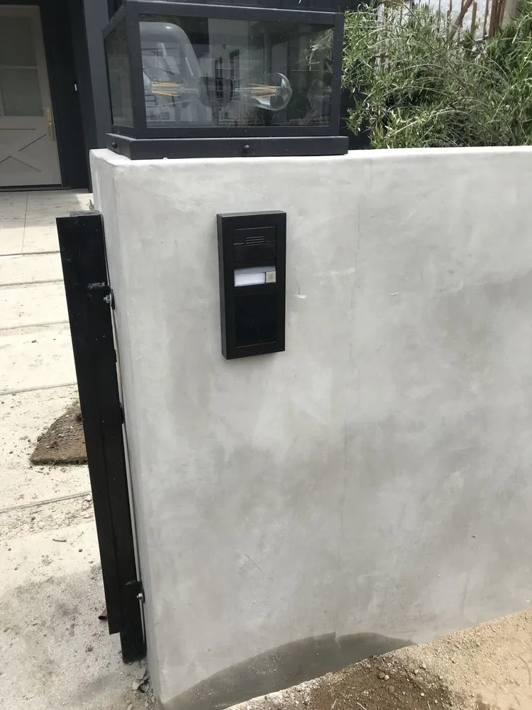 Trusted electrician providing outlet and switch repair in San Fernando Valley, CA - Mizaru Home Automation