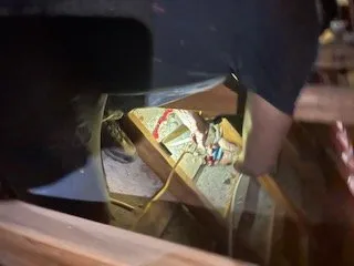 Licensed electrician providing emergency electrical service in ,