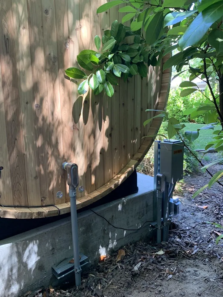 Slide of MJ Electric