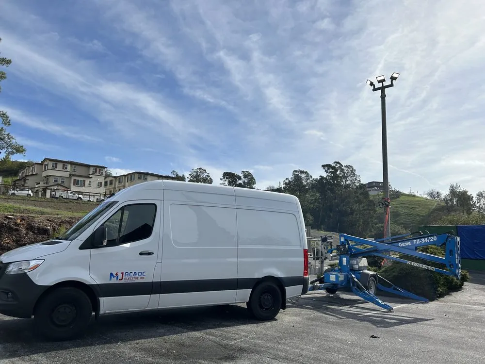 Slide of MJ Electric