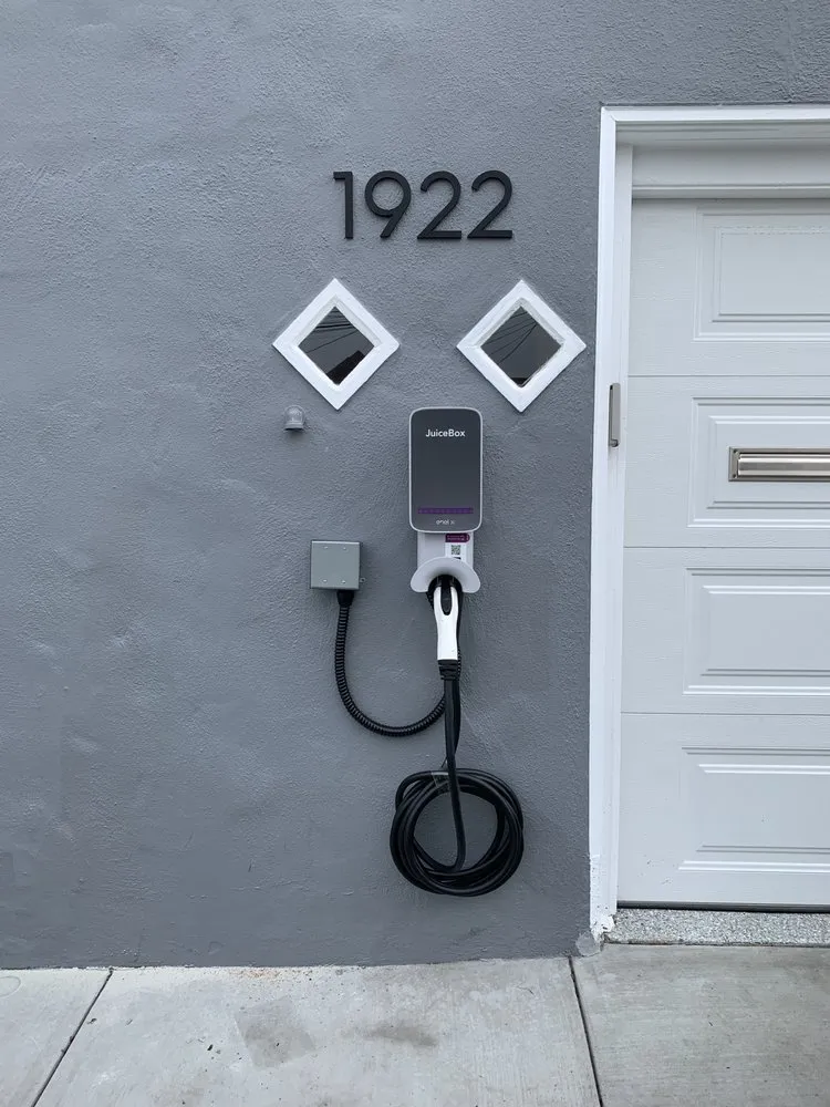 Slide of MJ Electric