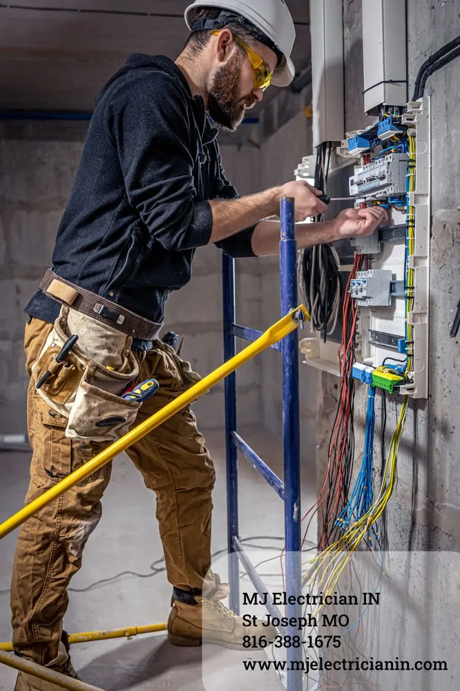 Slide of MJ Electrician IN