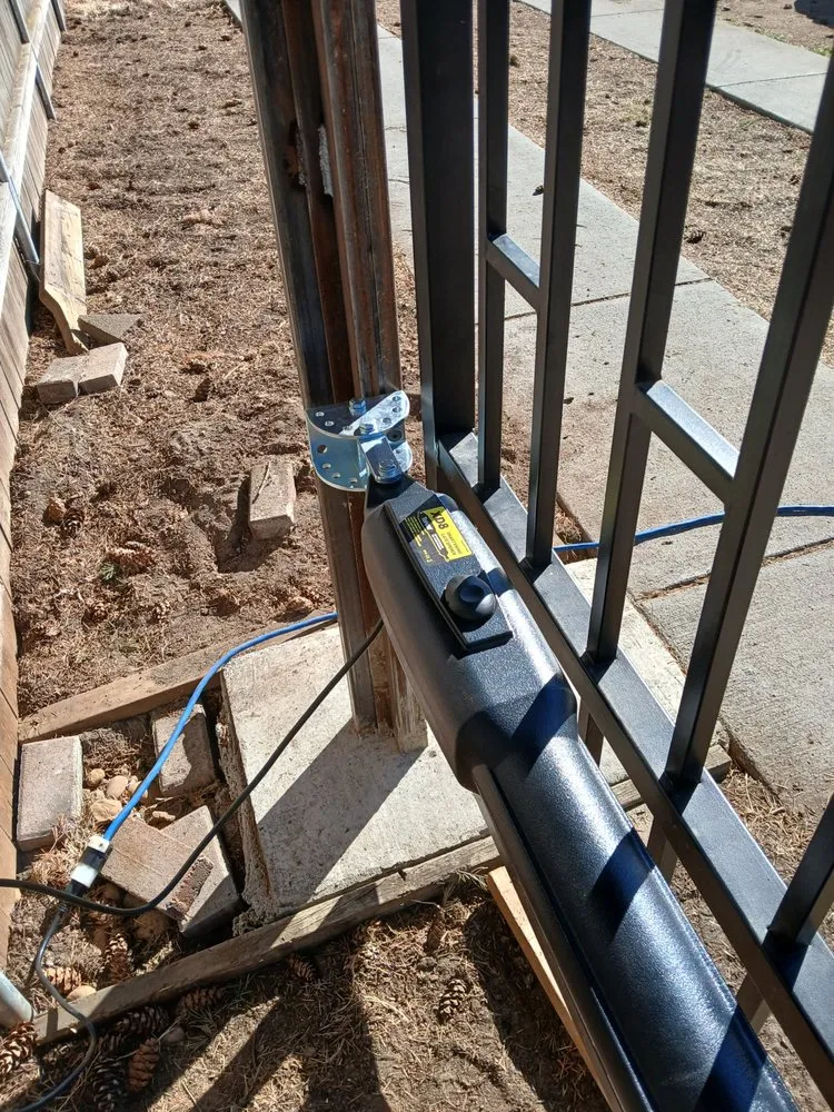 Slide of MJ Mechanical & Electrical