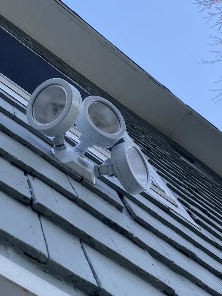 Slide of MJL Licensed Electrician