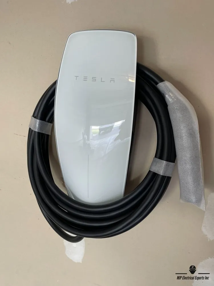 Slide of MJP Electrical Experts