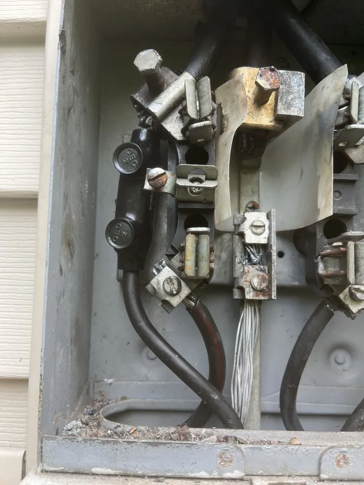 Slide of MJ’S Electrical Services