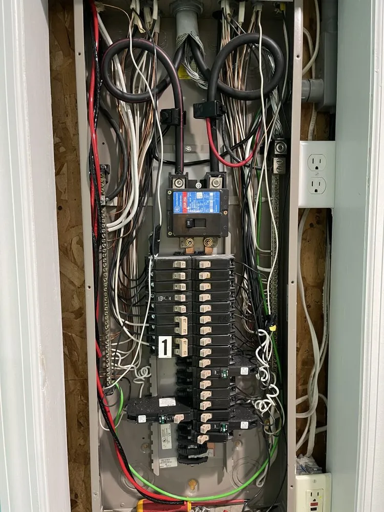 Reliable circuit breaker repair in South Brunswick Township, NJ by MK Electric Group