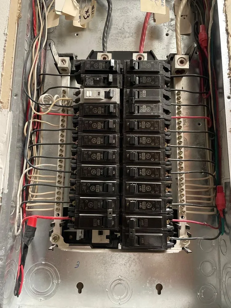 Slide of MM Construction and Electric