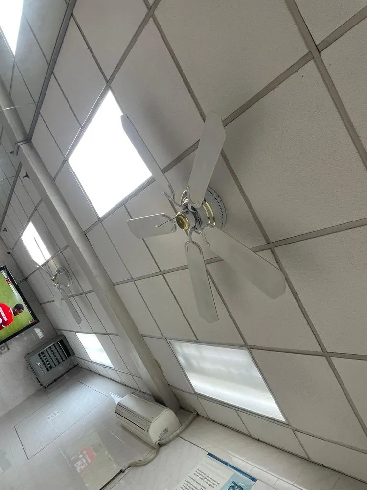 Slide of MM Construction and Electric