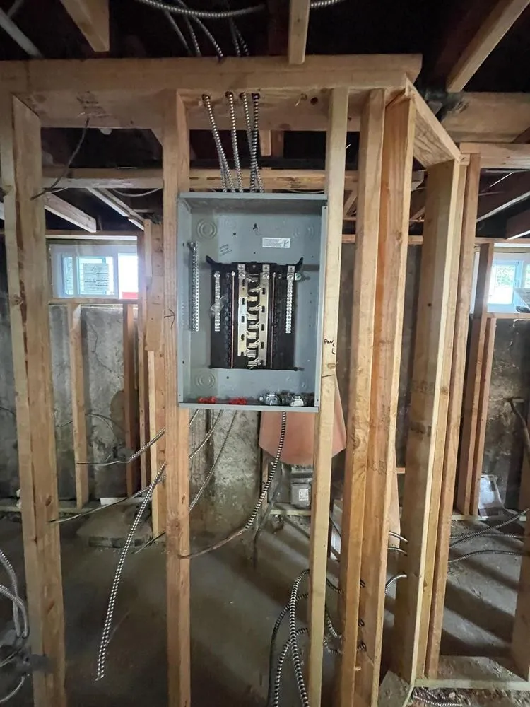 Slide of MM Construction and Electric