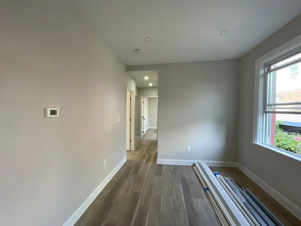 Slide of MM Construction and Electric