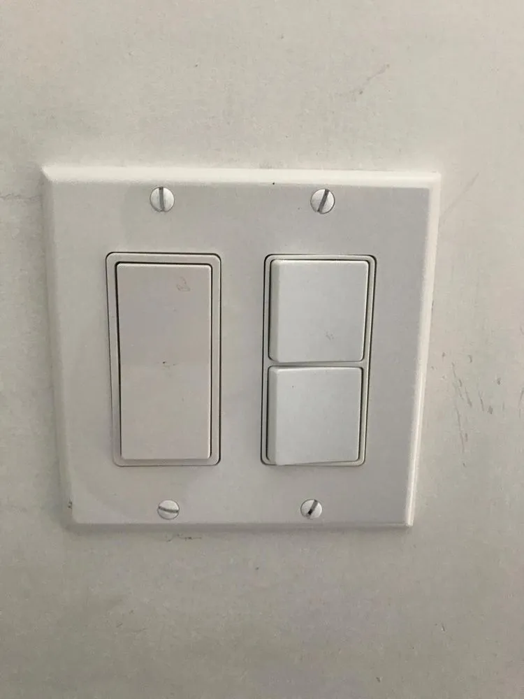 Slide of MM Construction and Electric