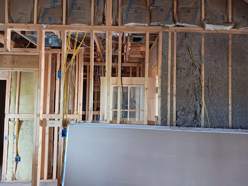 Slide of M&M Electric