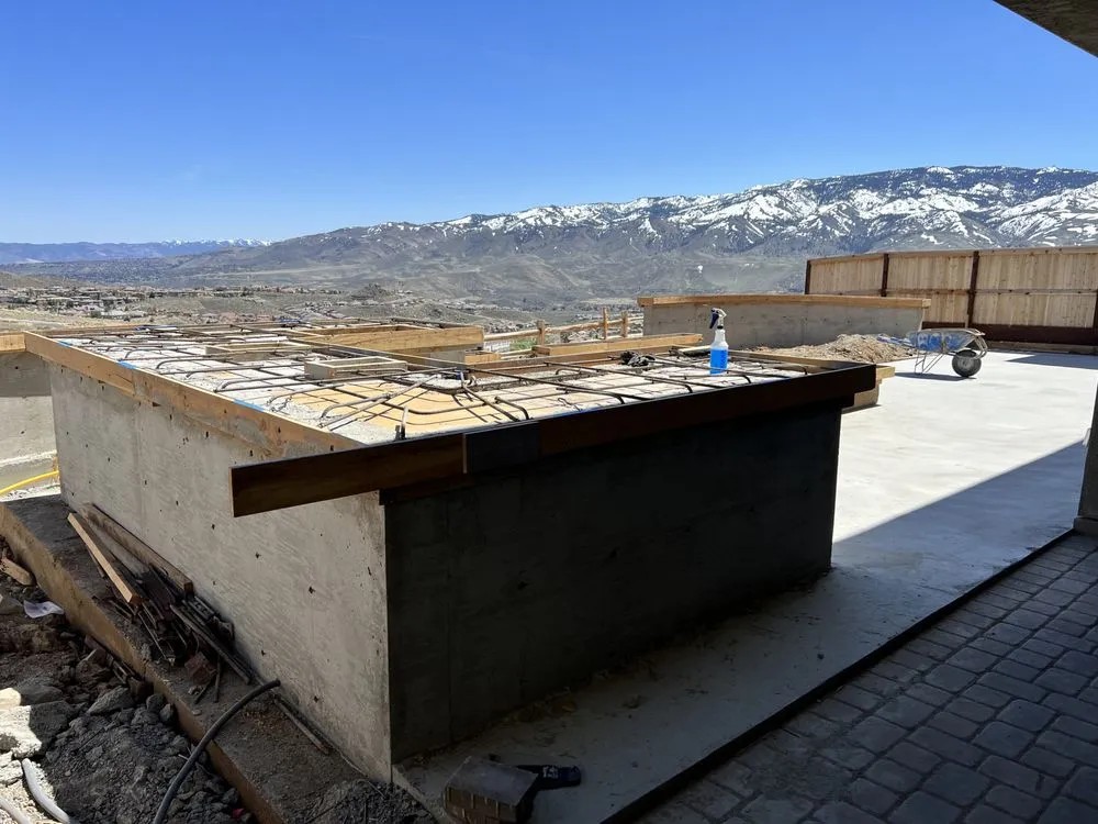 Slide of M&M Electric