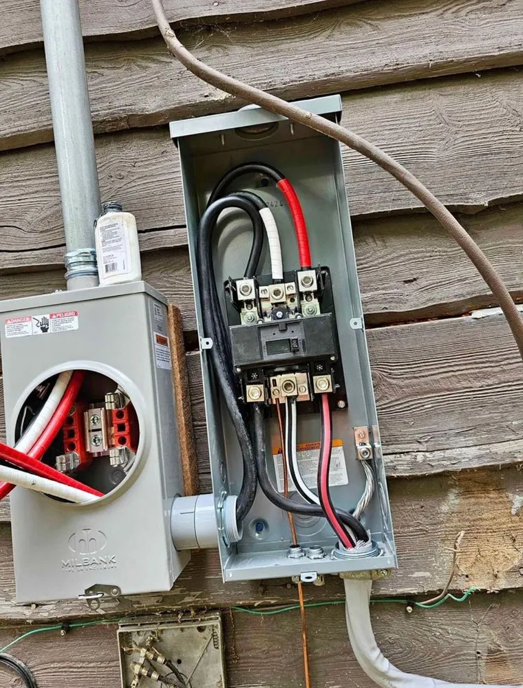 Slide of M&M Electric Services