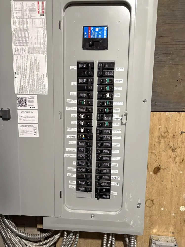 Reliable outlet and switch repair in Flushing, NY by MM Electrico